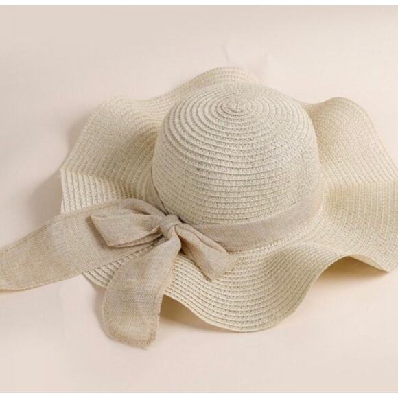 RETAIL $30 Cream Straw sun hat with Burlap Bow Band*SO PRETTY - Picture 1 of 1